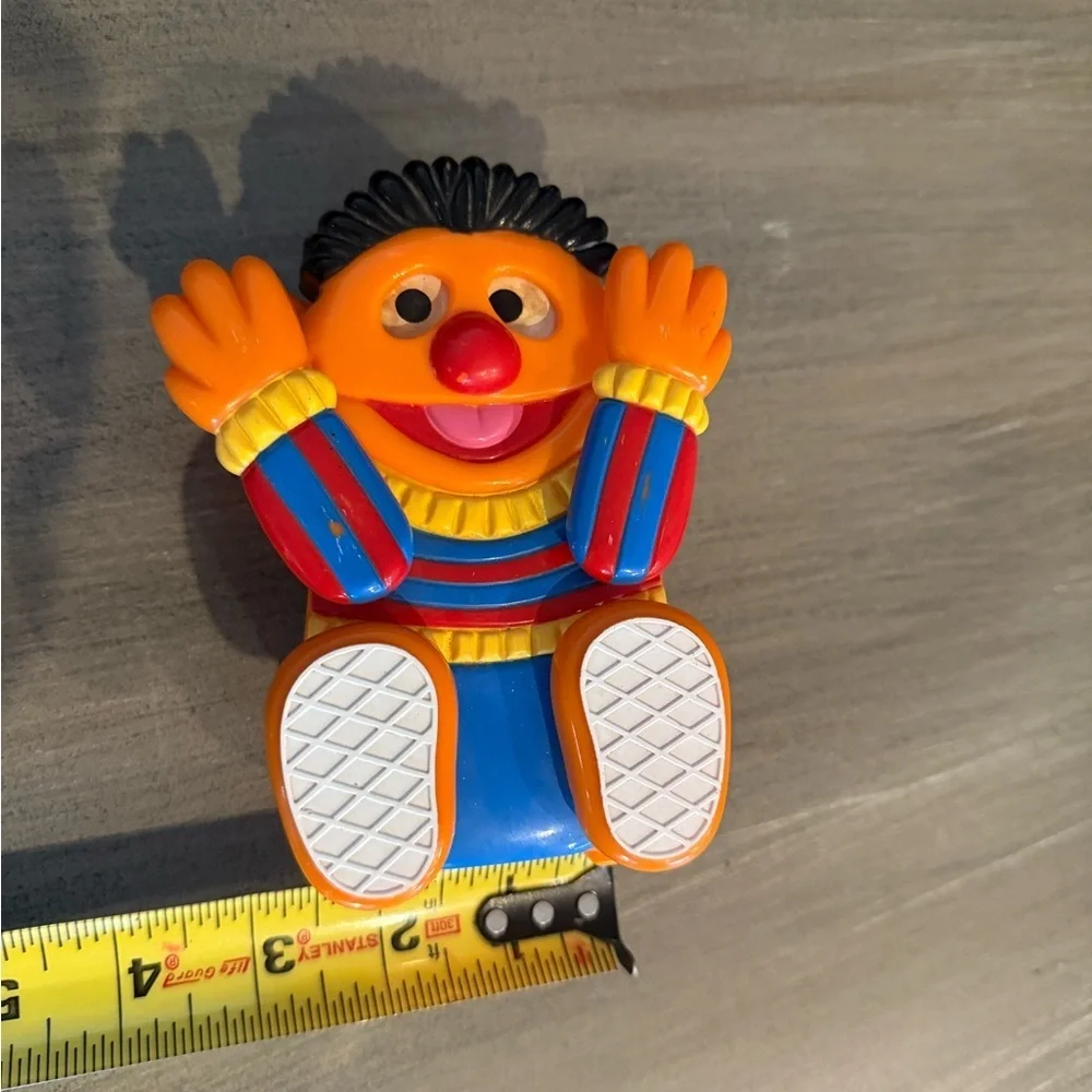 Jim Henson-Sesame Street-Peek-A-Boo Ernie-Wind-Up-6